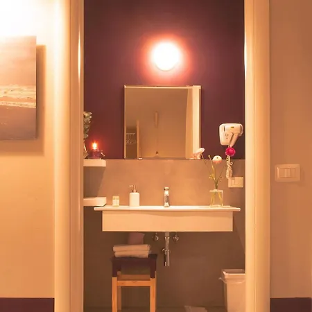 Colomba 3* فلورنس