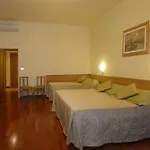 Ξενοδοχείο Colomba 3*