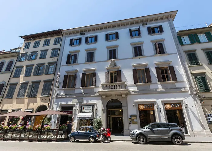 Colomba Hotel